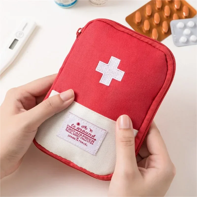 Mini Travel Medicine Bag Porta - First Aid Bag Kit recensie en prijs